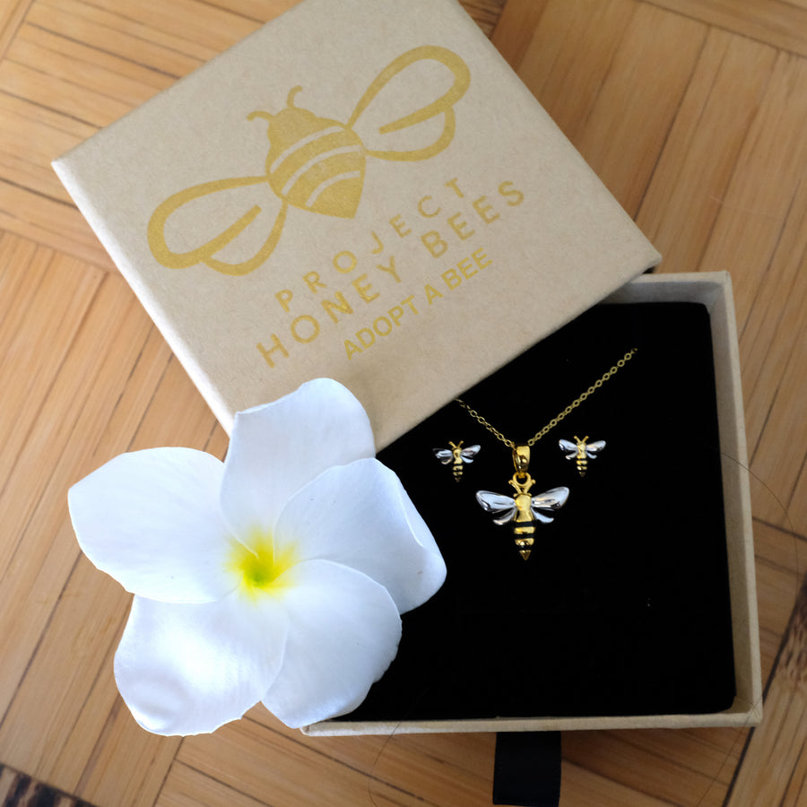 Luxury Queen Bee Necklace & Earrings Gold/Silver *NEW* (LOW STOCK)