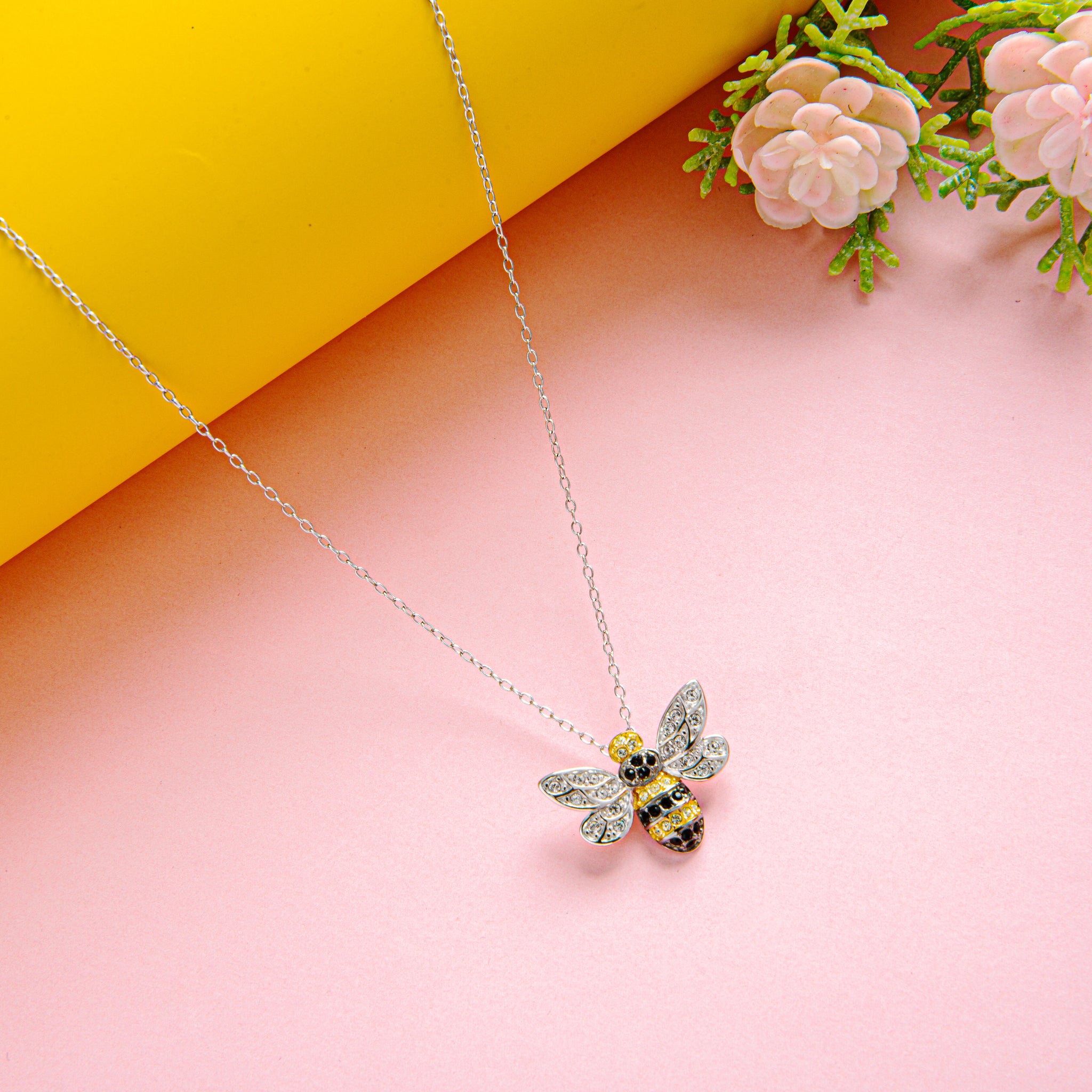 Gothic -style Golden Bee Necklace With Swarovski Crystal | Controse Jewelry  | Bee necklace, Swarovski crystals, Necklace
