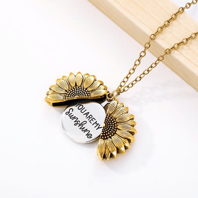 *NEW* "You Are My Sunshine" Sunflower Necklace (Ships on 12/2)