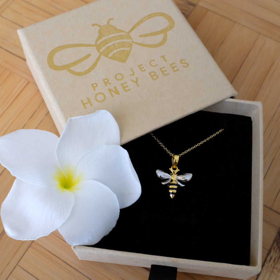 Luxury Queen Bee Necklace Gold/Silver *NEW* (LOW STOCK)